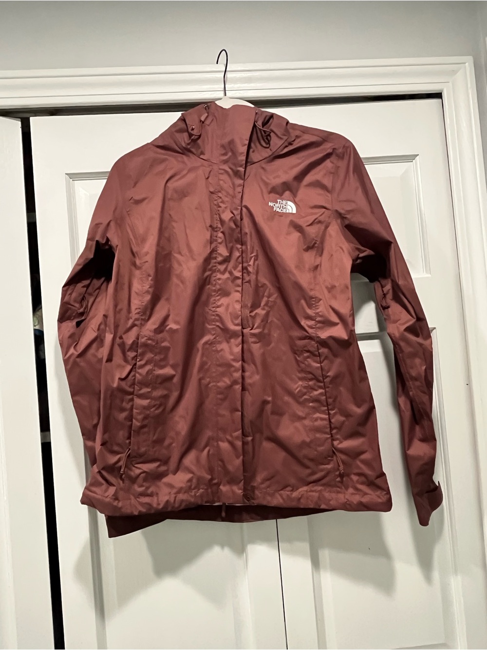 The North Face Women's Hooded Shell Jacket - Rust Red